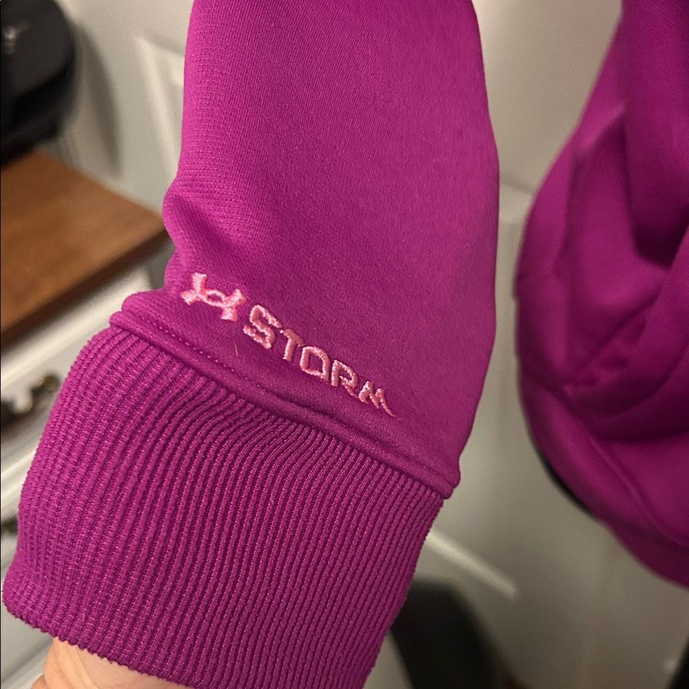 Under Armour Purple ColdGear Hoodie medium - Picture 4 of 7